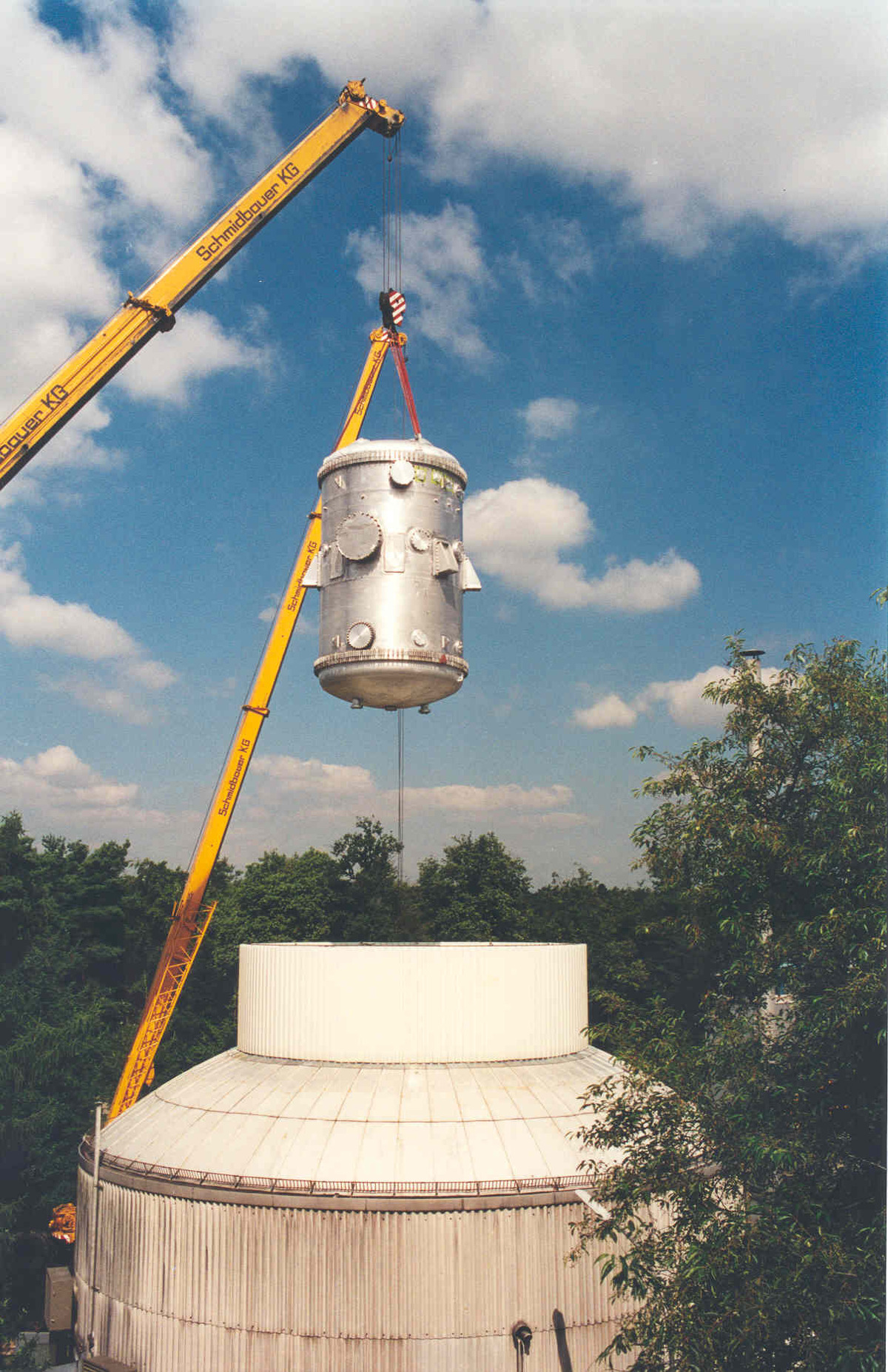 AIDAc_installation_1997